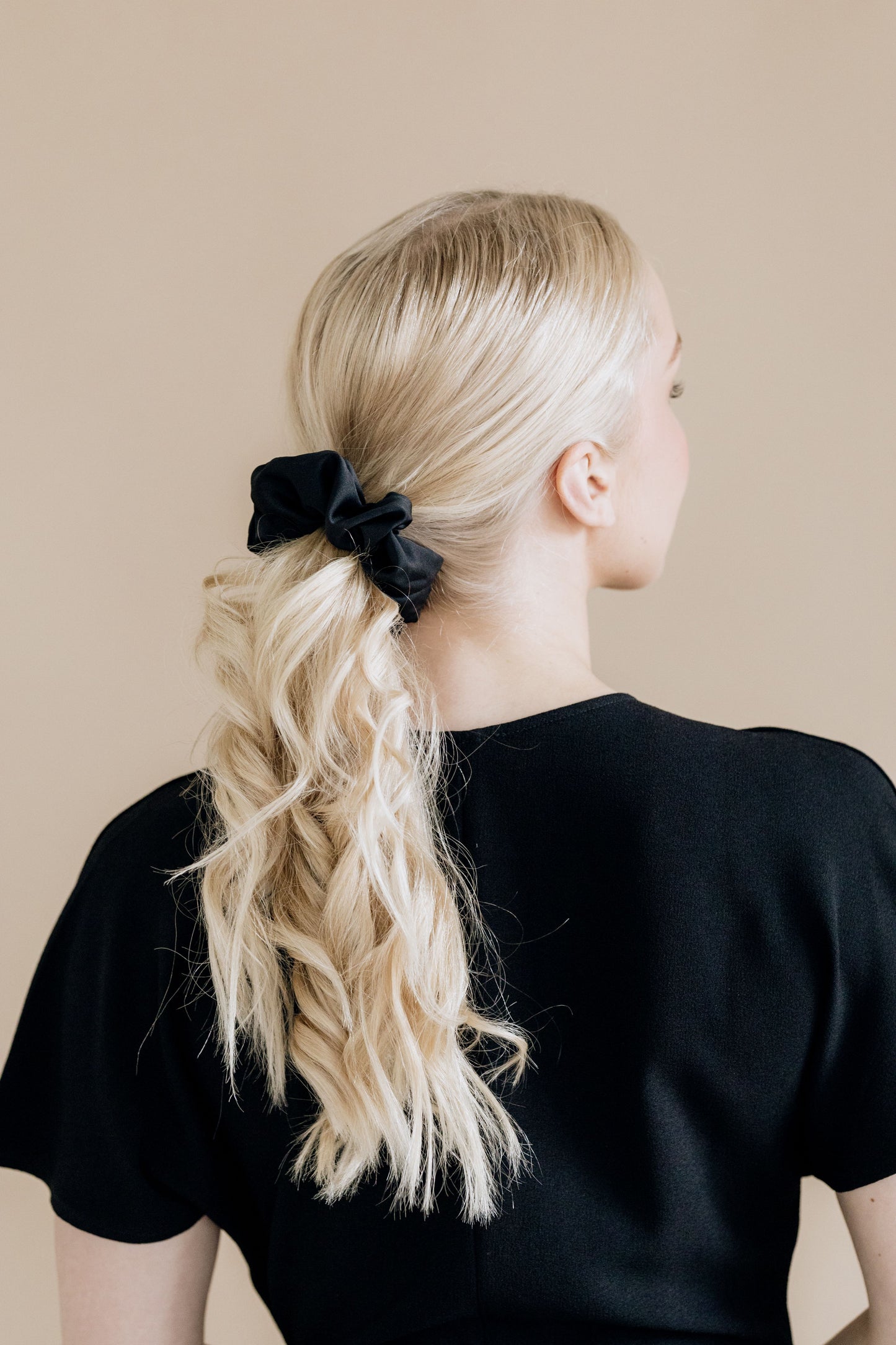 Black Swan Scrunchie