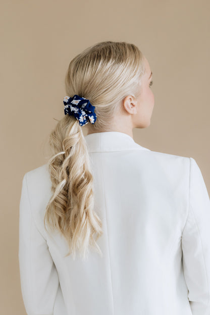 Daisy Scrunchie